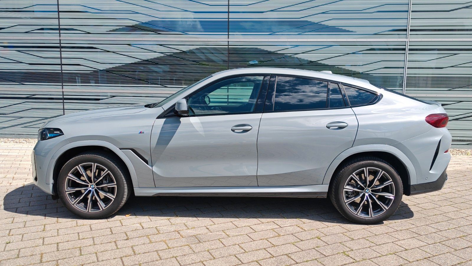 BMW X6 xDrive30d M Sport/ Brooklyn gray