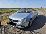 Volkswagen Eos 2.0 FSI Standard - Volkswagen Eos: Standard