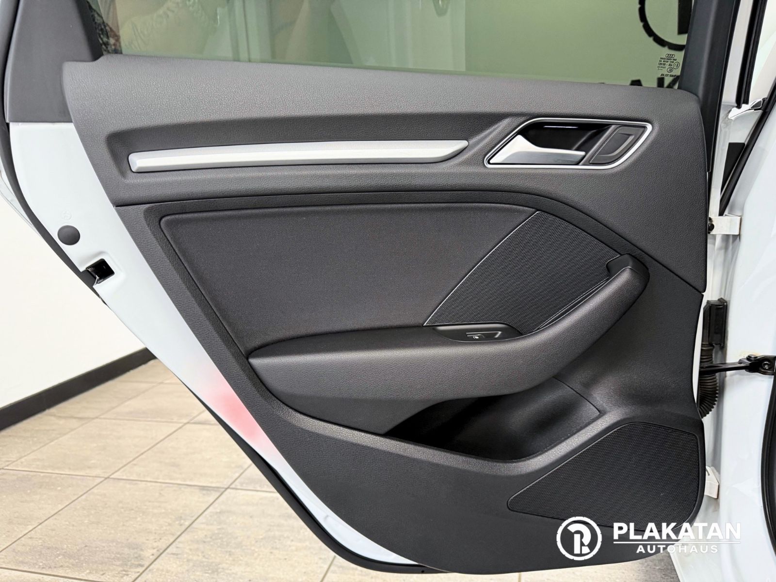 Fahrzeugabbildung Audi A3 Sportback Navi DigitalInstr LED