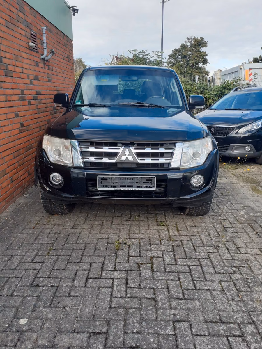 Mitsubishi Pajero 3.2 DI-D Invite 7 Sitze