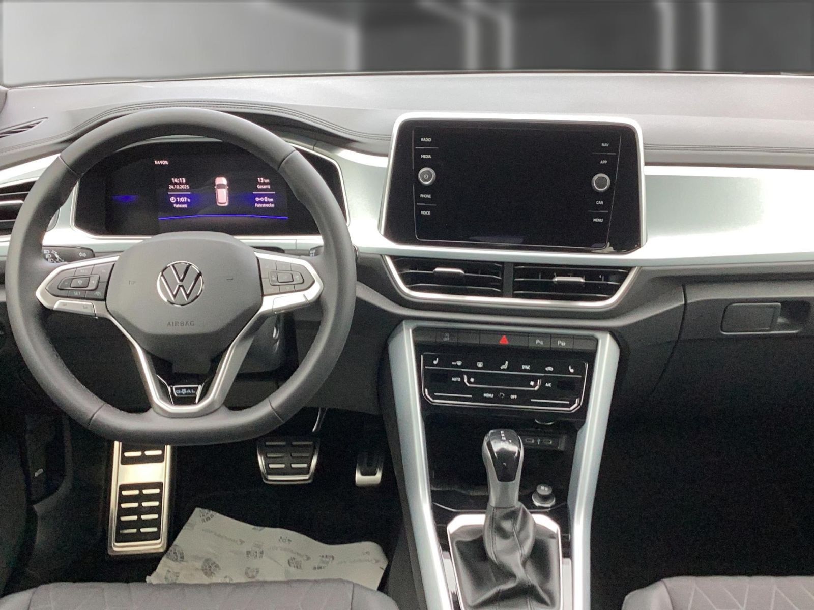 Volkswagen T-Roc - Bild 17