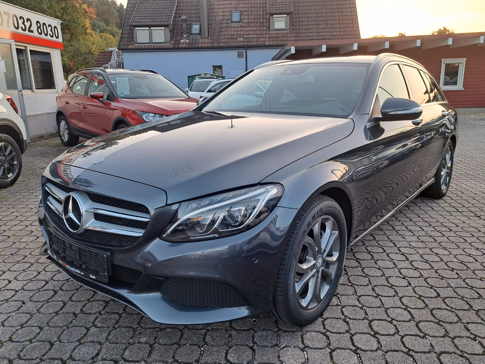 Mercedes-Benz C 220