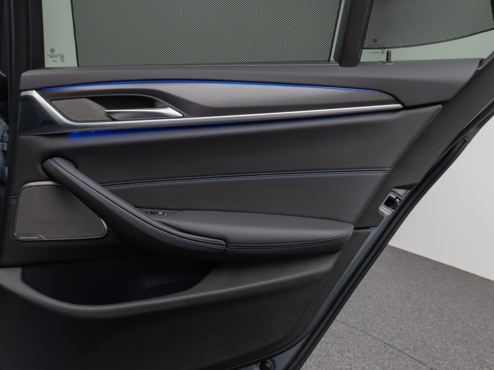 Fahrzeugabbildung BMW 540i xD M Sport Panorama DAB H/K DispKey 19Zoll