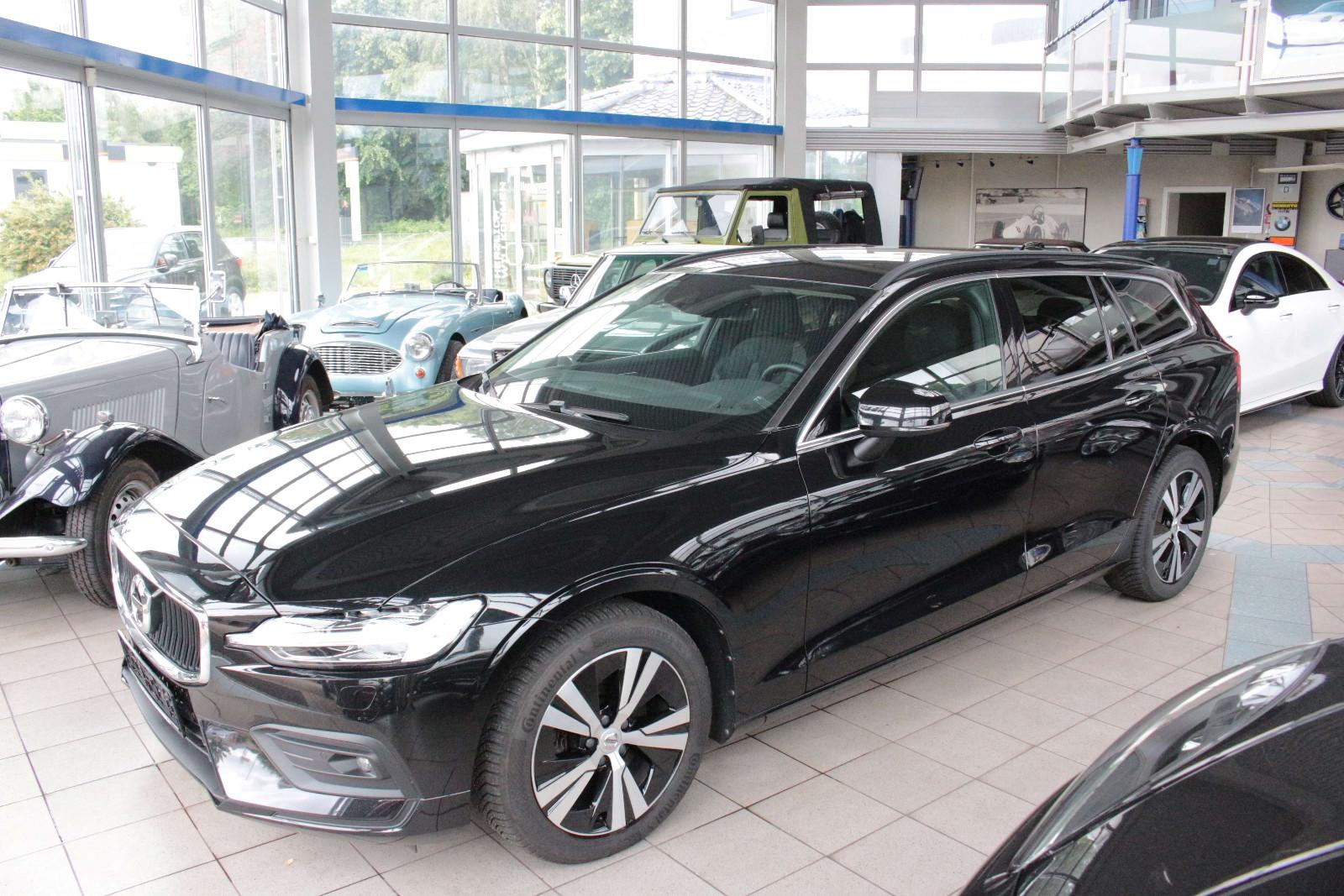 Volvo V60 Kombi Momentum Pro