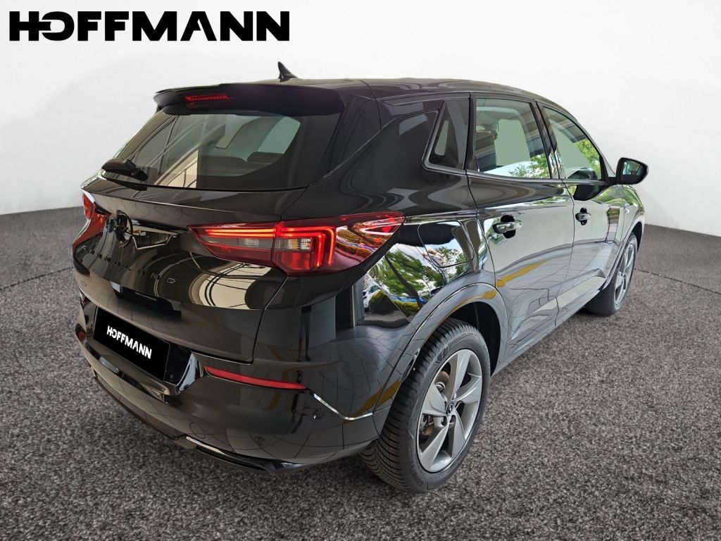 Fahrzeugabbildung Opel Grandland 1.2 DI Automatik GS AHZV Navi SHZ LED