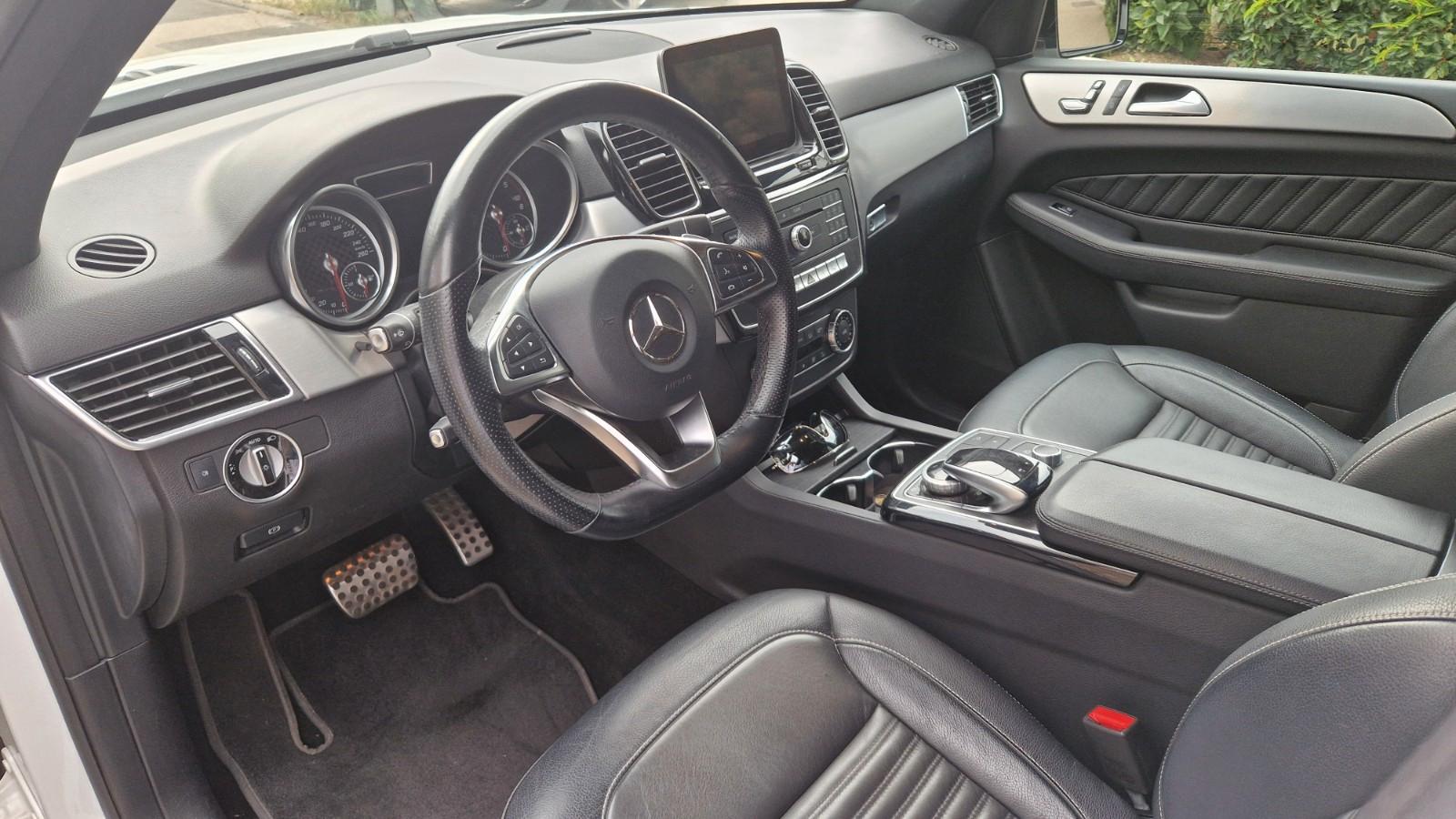 Mercedes-Benz GLE 350 d 4MATIC - AMG-Line