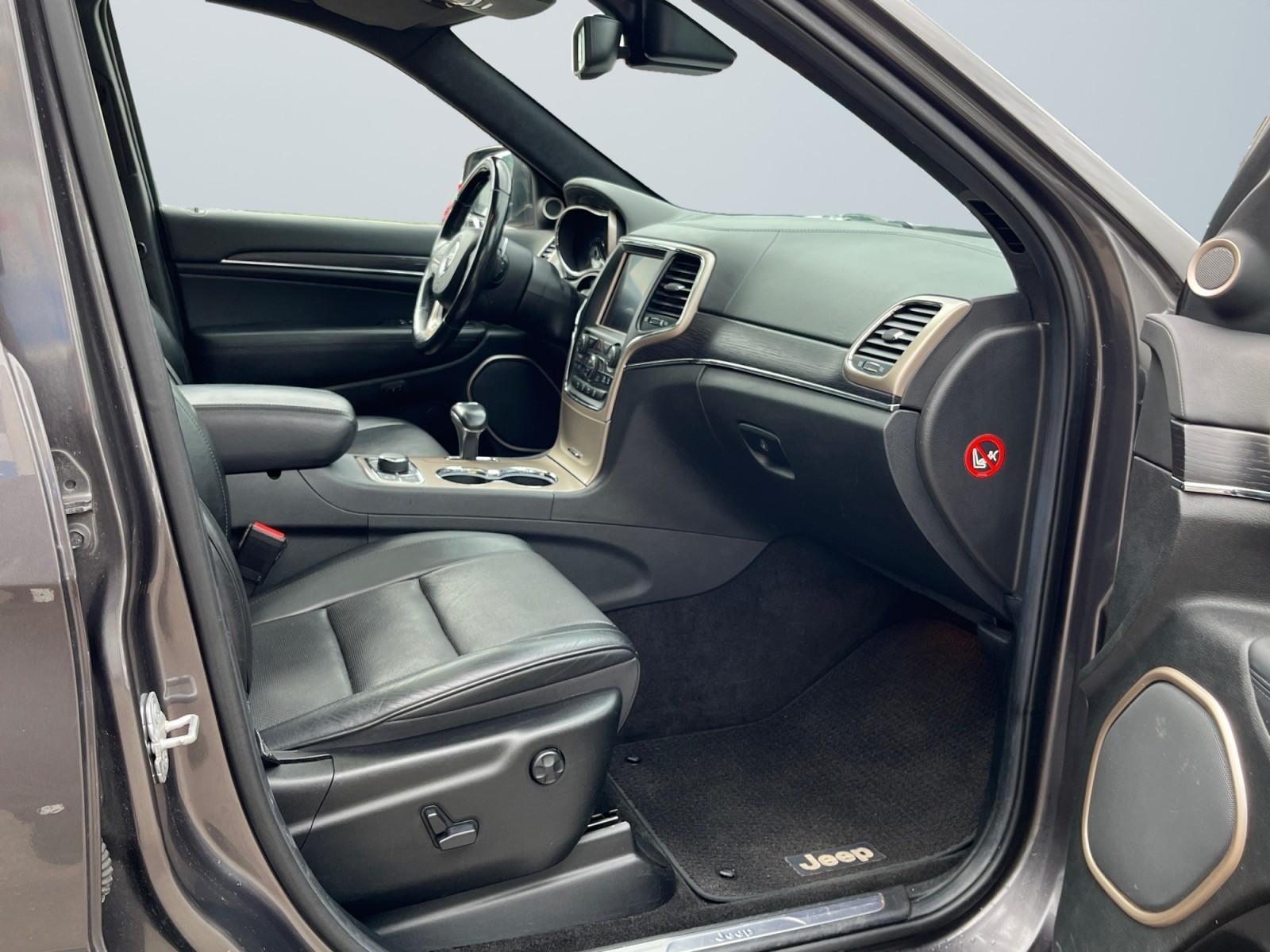 JEEP GRAND CHEROKEE 3.0 SUMMIT / BVA / ACC / 4X4 / PANORAMIQUE | 250 ch |/ GARANTIE