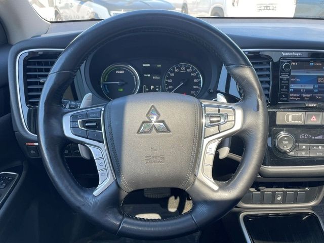 Fahrzeugabbildung Mitsubishi Outlander PHEV Top 4WD 360° AHK Leder DAB Schieb