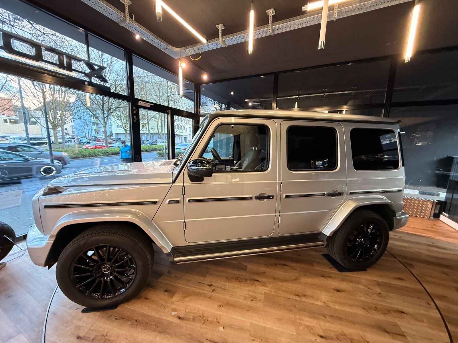 Mercedes-Benz G 400d Neuwertig Superior Night AHK Carbon foto 5