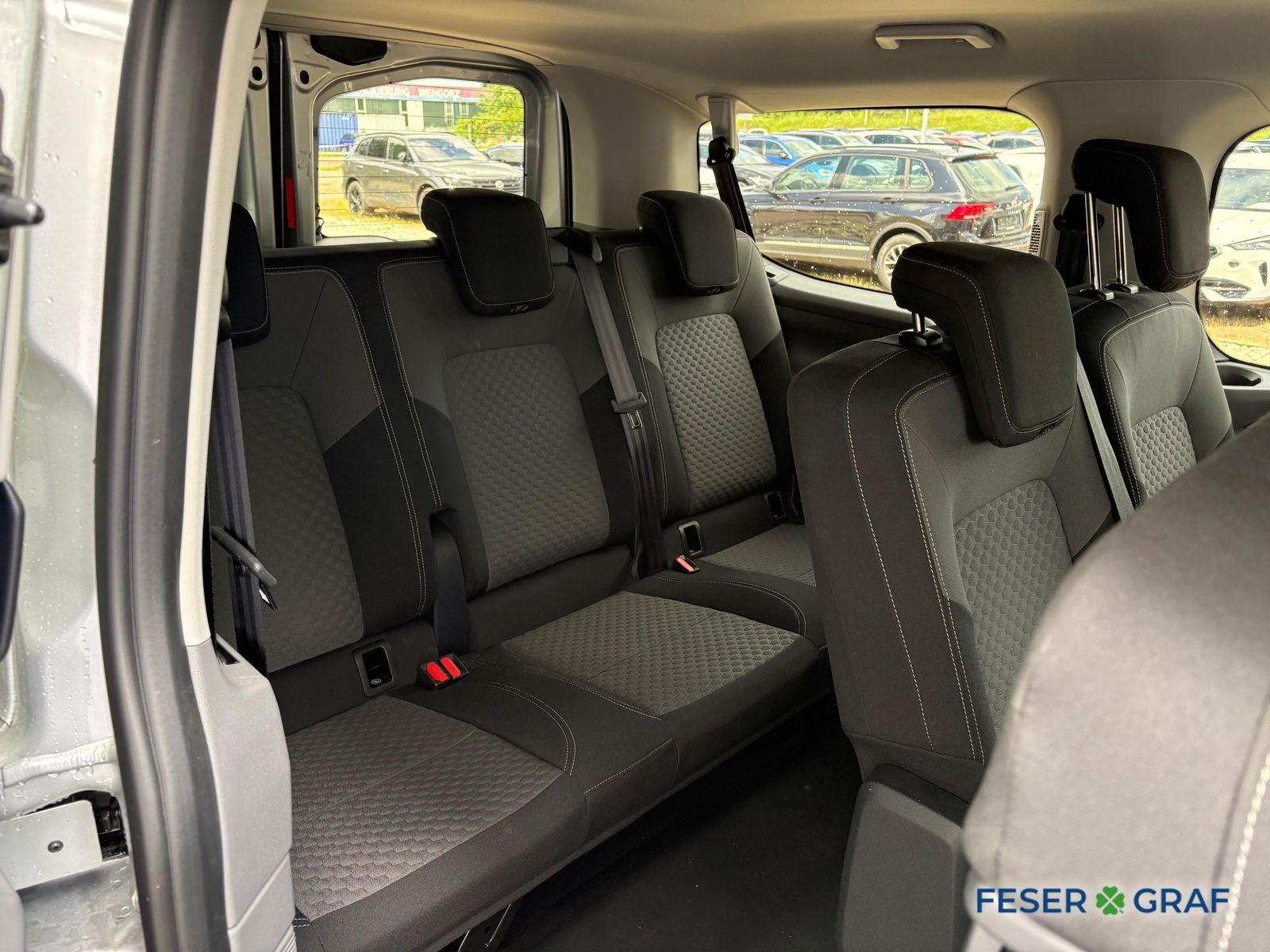 Volkswagen T6 Caravelle - Bild 5