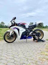 Honda CBR 1000 rr SC59 Fireblade 2009, HRC weiß, ABS - HONDA CB 200
