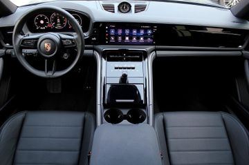 Porsche Panamera 4 E-Hybrid*21"SportDesign,ACC,BOSE,PANO