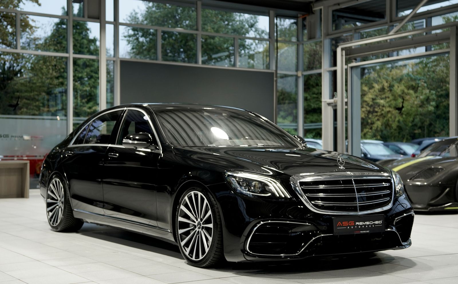 Mercedes Benz S 560