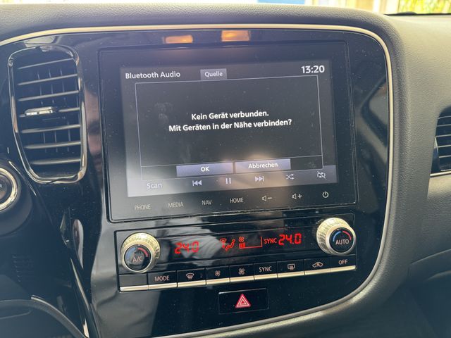 Mitsubishi Outlander PHEV Basis Spirit 4WD