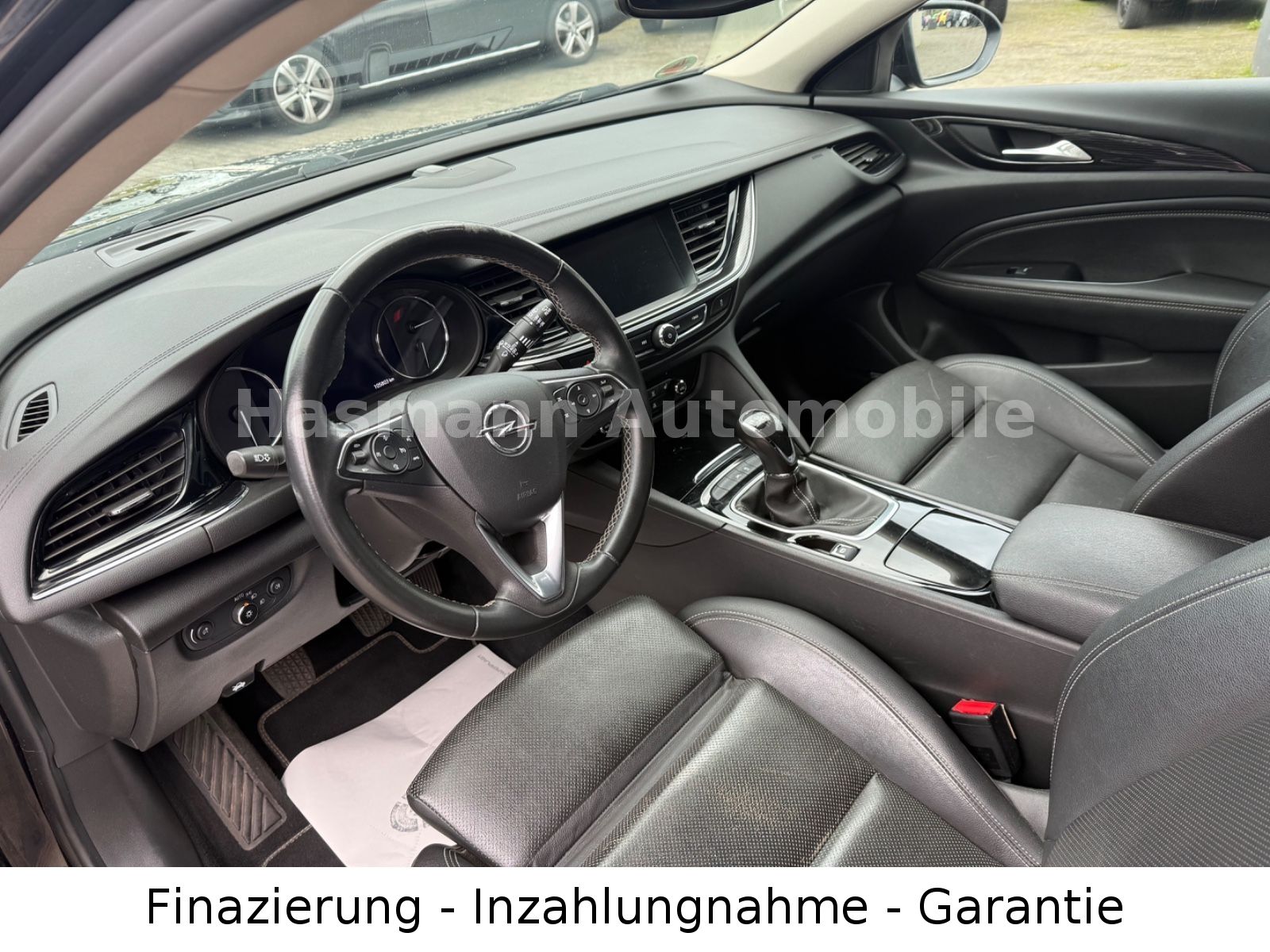 Insignia B Sports Tourer Innovation*LEDER*NAVI*