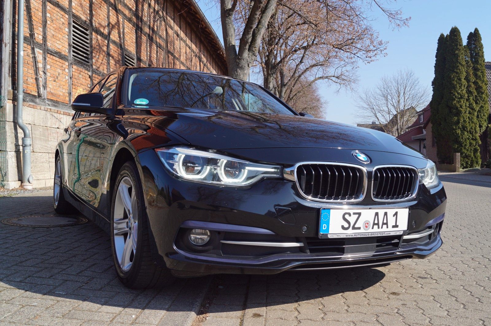 BMW 320 d Sport Line * ACC * Leder * Head Up *