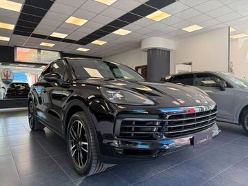 Porsche Cayenne - 1