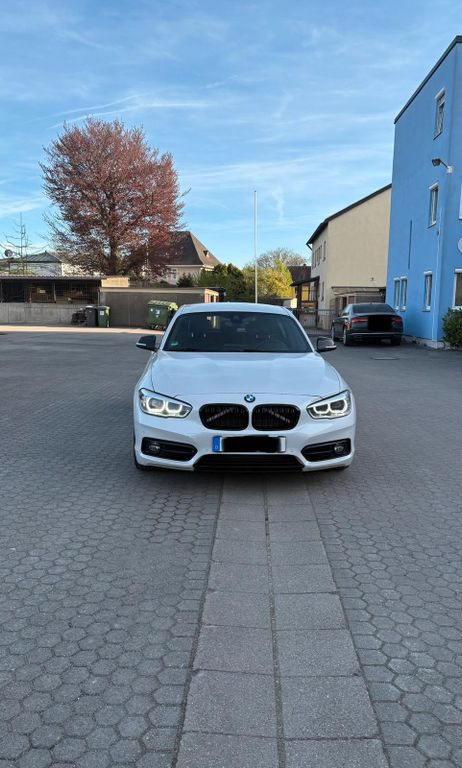 Image of BMW 120