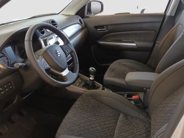 Fotografie 9 des Suzuki Vitara 1.4 Hybrid Comfort+ Navi AWD