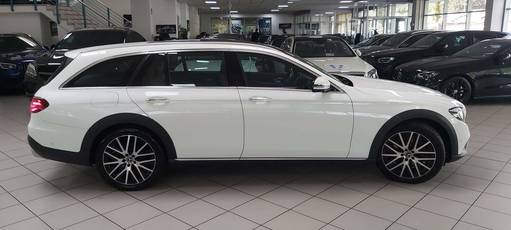 Mercedes-Benz E 400 d 4M All-Terrain 103 T /NP AHK NETTO 35400