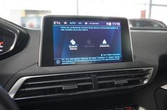 Fahrzeugabbildung Peugeot 5008 1.2T ACTIVE PACK 7-SITZ NAVI/LED/KAMERA/DAB