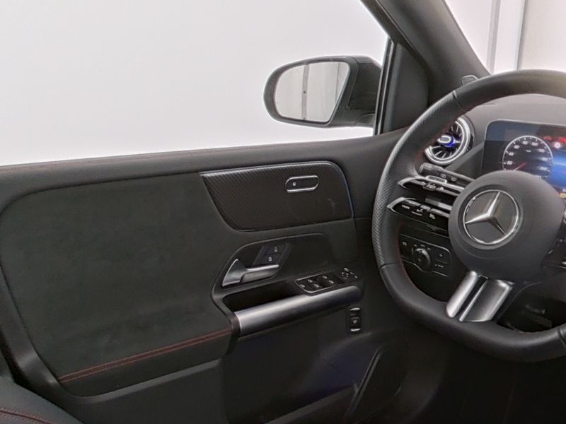 Mercedes-Benz B 250 4M AMG Line |KEYL|LED|NAVI|KAM|MBUX|PTS|LM
