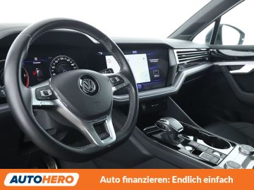 Volkswagen Touareg - 11