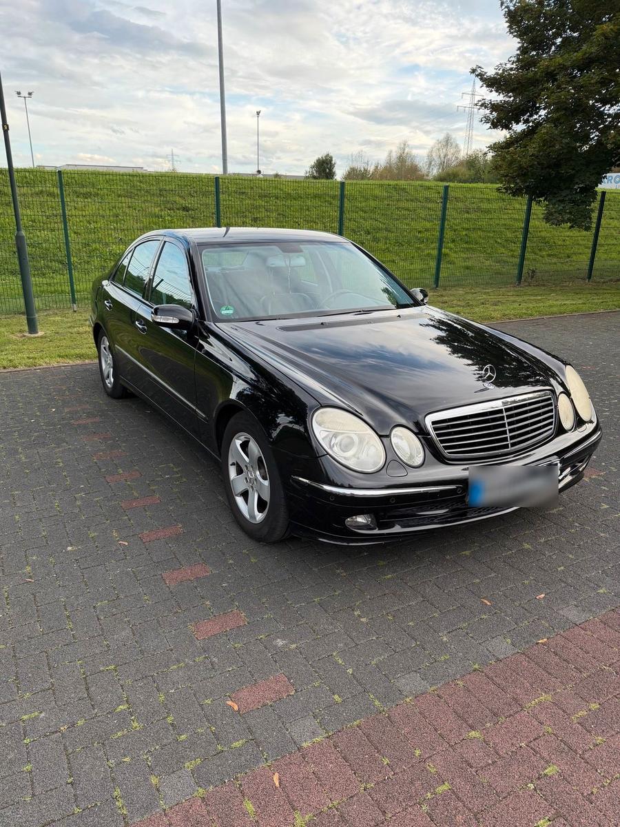 Mercedes-Benz E 280
