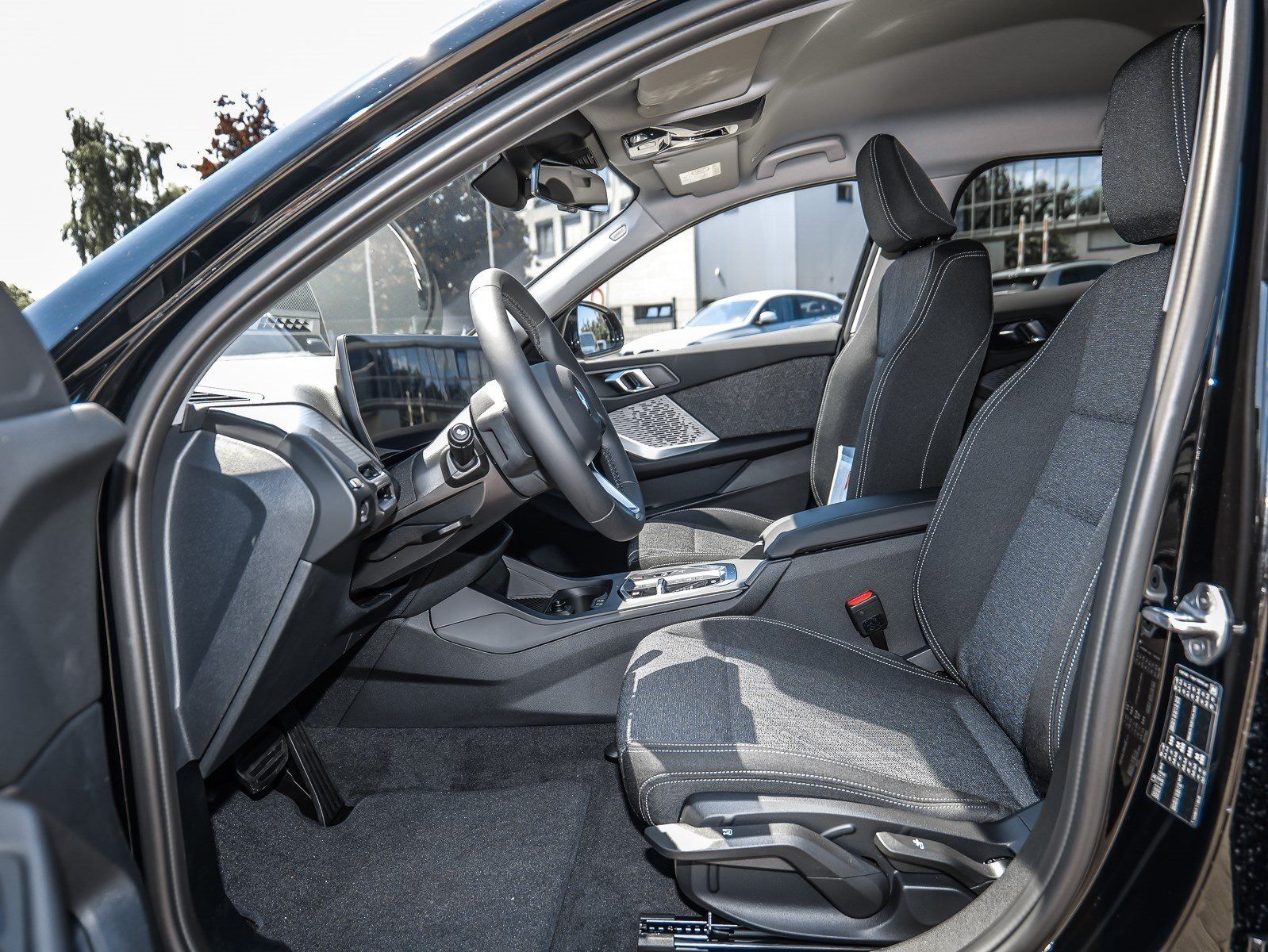 BMW 118 - Bild 6