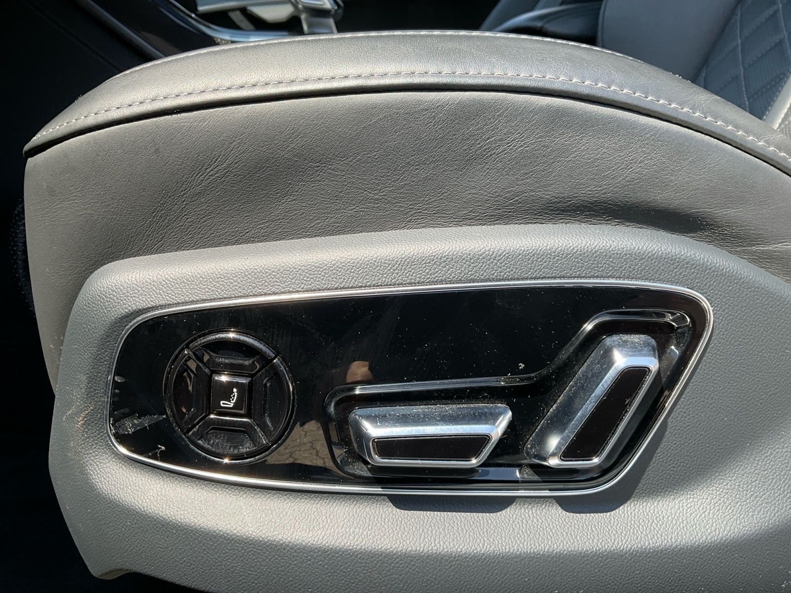 Audi A8 - Bild 29