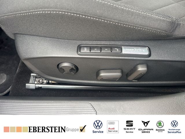 Volkswagen Golf Variant Style 1.5 eTSI Matrix Pano AHK RFK