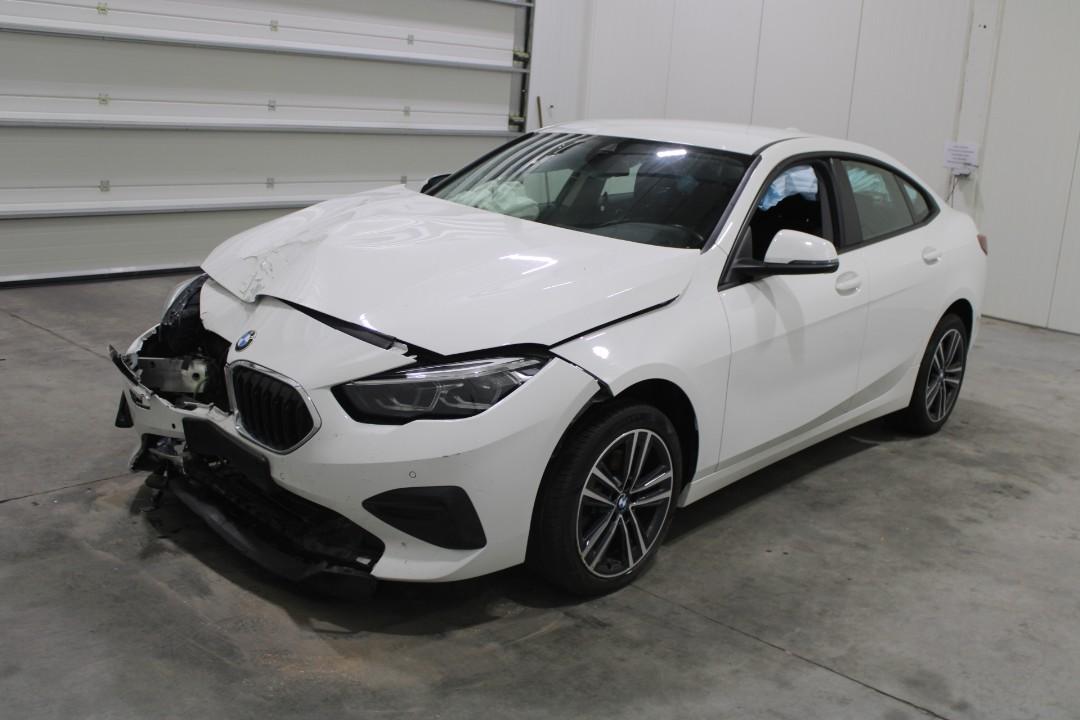 BMW 218 i AUTO