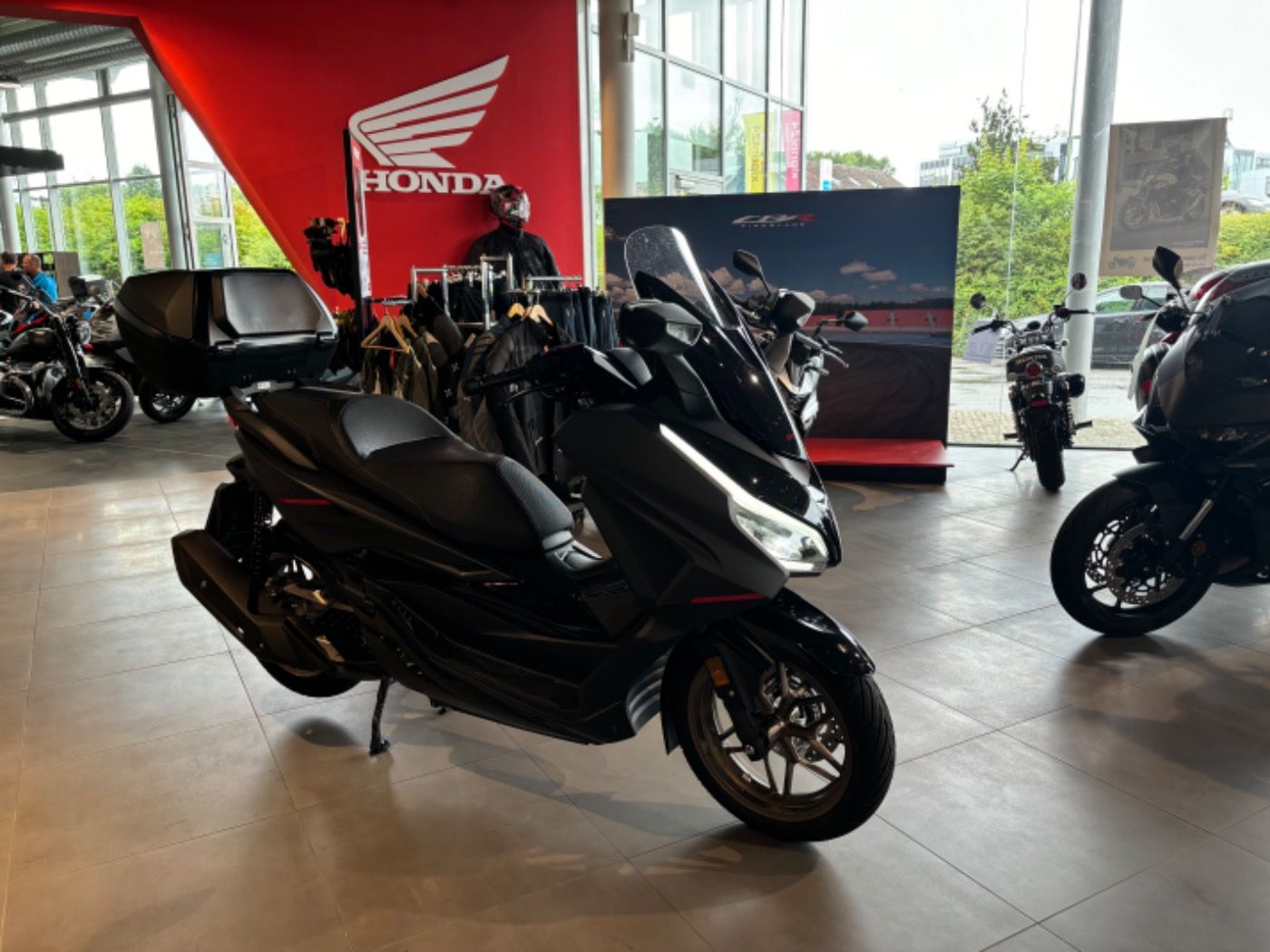 Fahrzeugabbildung Honda Forza 125 NSS 125 Special Edition 2025