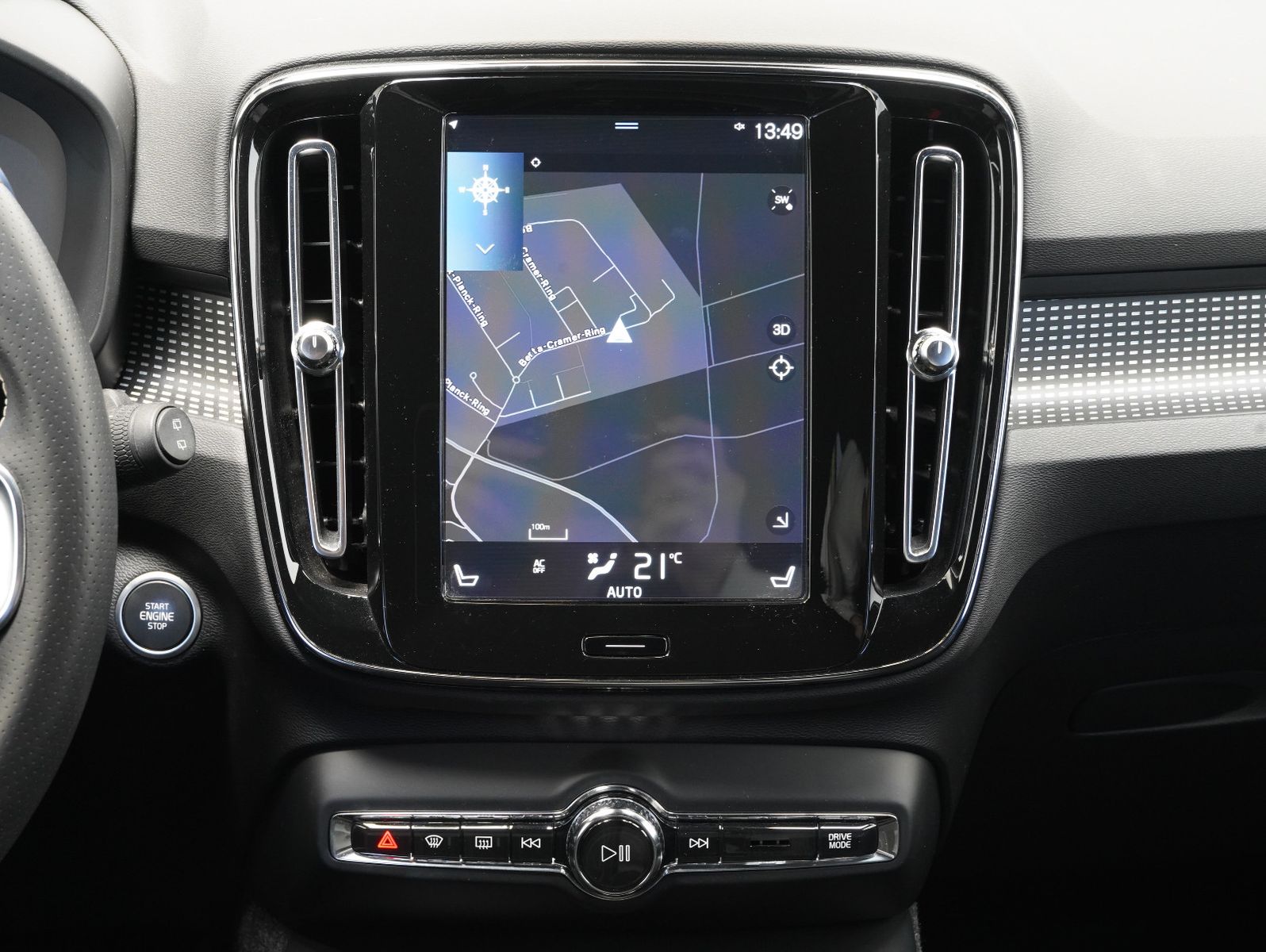 Fahrzeugabbildung Volvo XC 40 T4 R Design INTELLISAFE/LED/360°