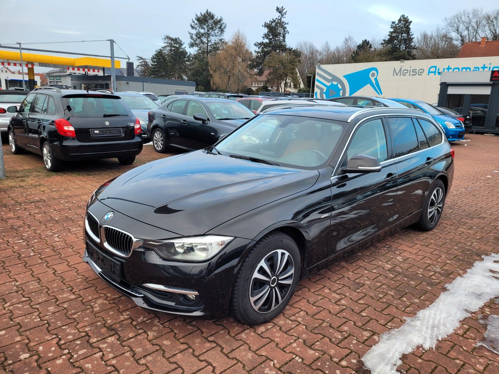 BMW 320