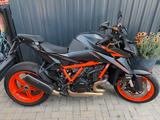 KTM 1390 Super Duke R Evo 2024 viel Zubehör - KTM Motorräder in Erfurt