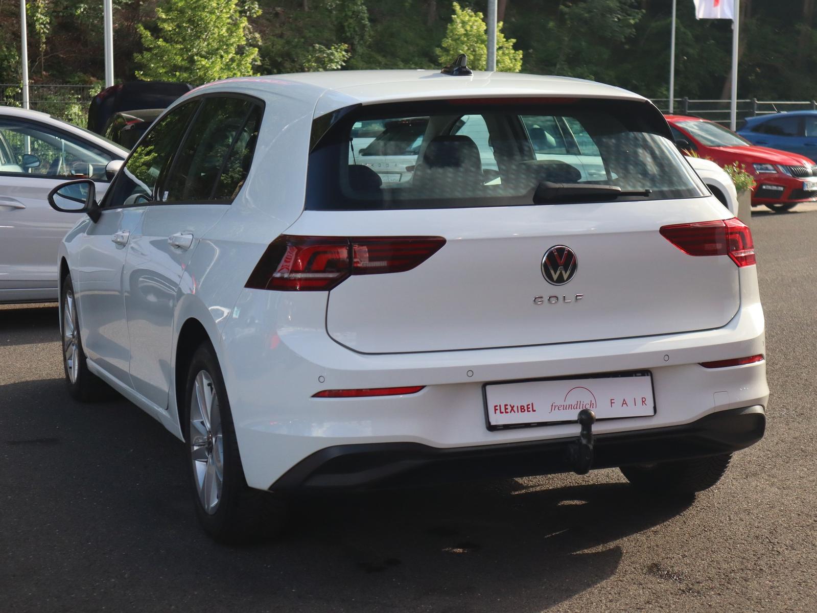 Volkswagen Golf VIII 1.5 Life VC ACC AHK LED Navi PDC USB, миниатюра 4