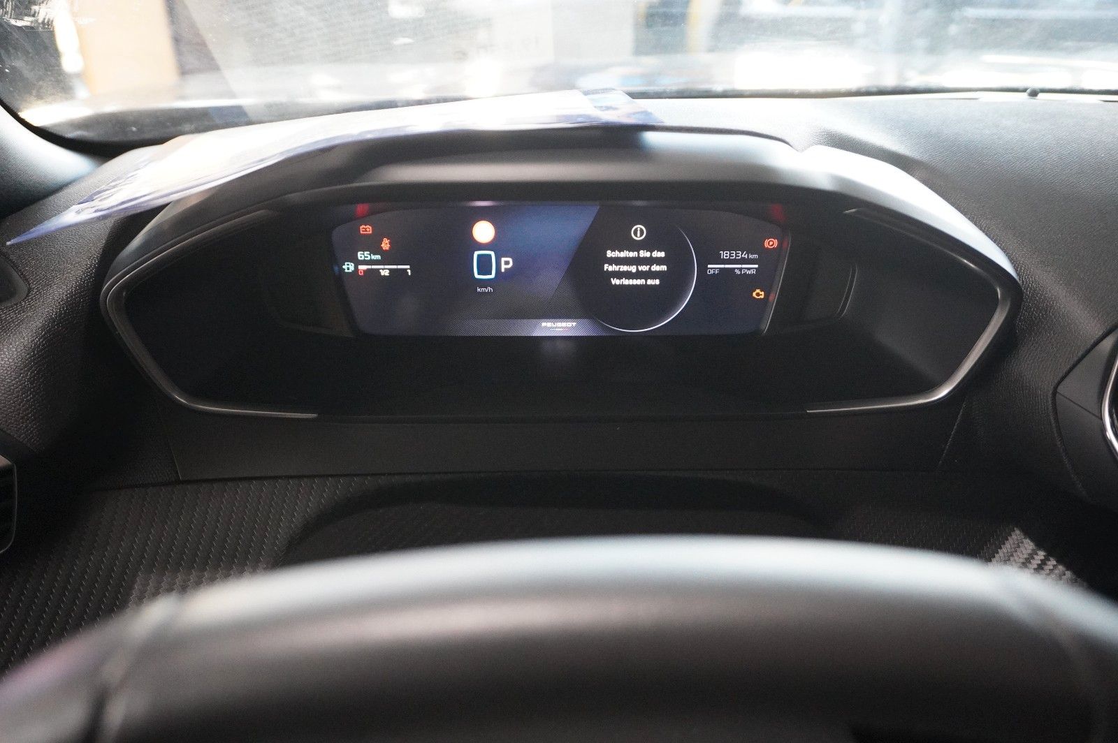 Fahrzeugabbildung Peugeot 2008 1.2 HYBRID ALLURE E-DSC NAVI/LED/SPORT/VIRT