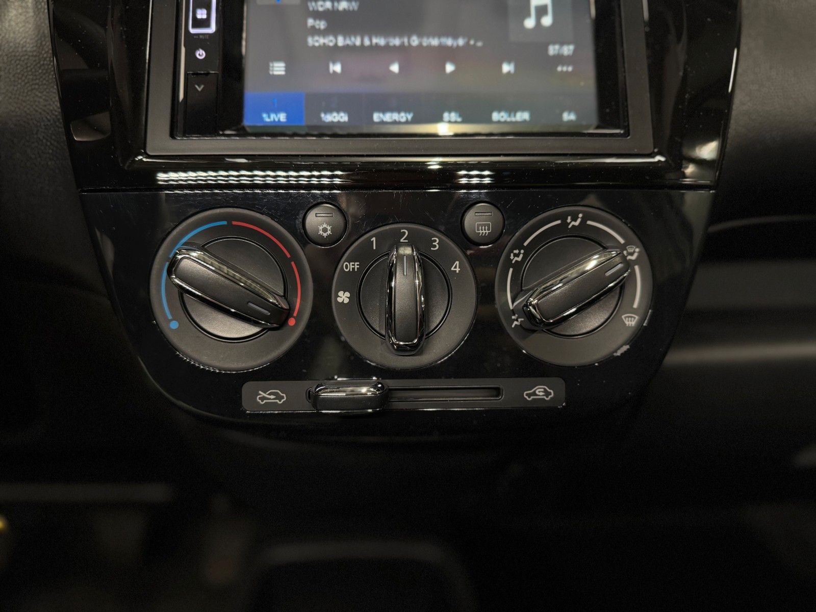 Fahrzeugabbildung Mitsubishi Space Star 1,2 Select Klima DAB+