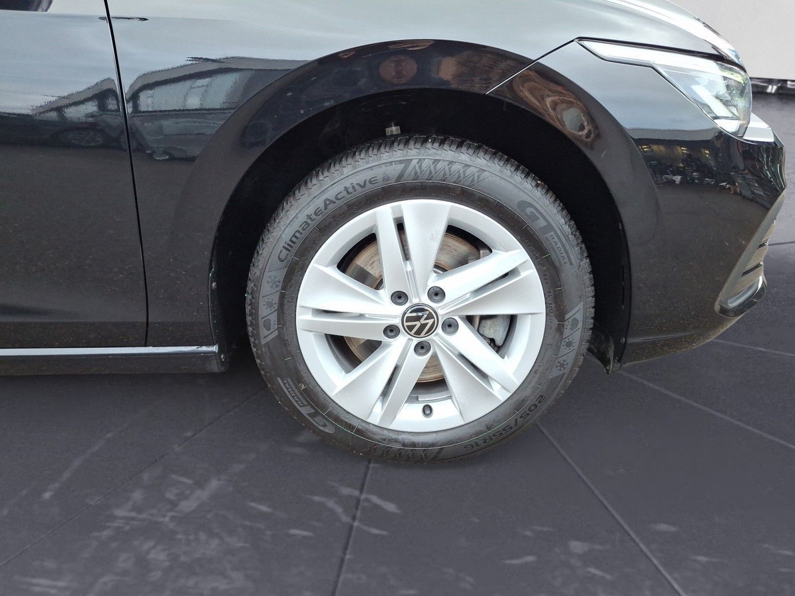 Volkswagen Golf - Bild 12