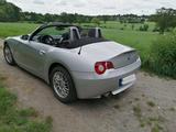 BMW Z4 Roadster 2.0i - - BMW Z4 aus 2005: Roadster