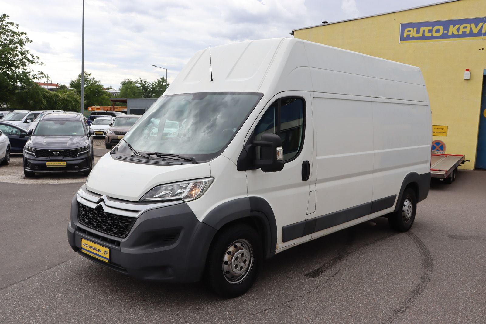 Fahrzeugabbildung Citroën Jumper 35 L3H3 Profi Heavy Hoch LANG Maxi