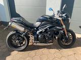 Triumph Speed Triple 1050 - Angebote entsprechen deinen Suchkriterien
