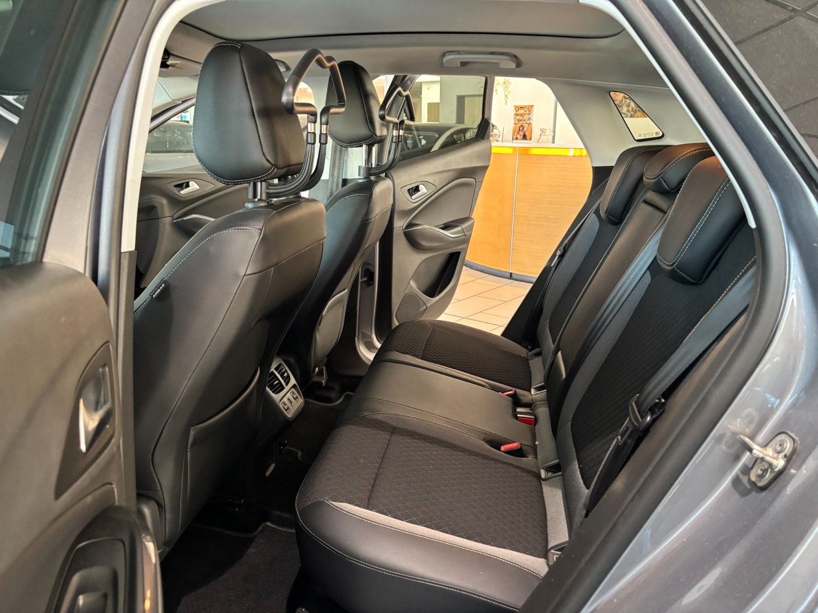 Fahrzeugabbildung Opel Grandland 1.2 INNOVATION LED/KAMERA/18"ALU/ALLWE