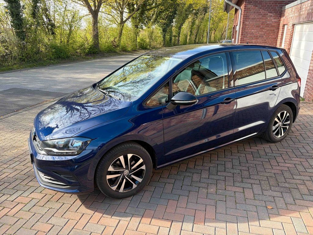 Image of Volkswagen Golf Sportsvan