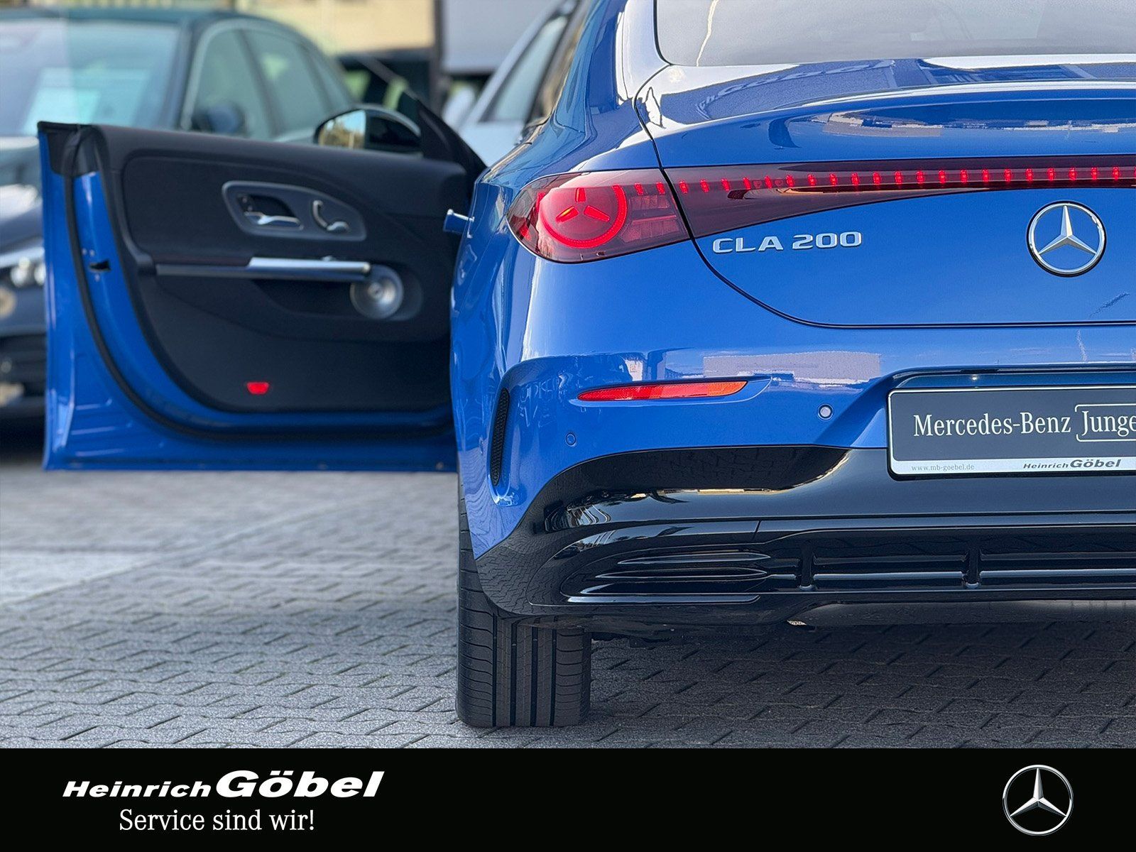Fahrzeugabbildung Mercedes-Benz CLA 200 AMG*BURMESTER*PANO*MEMORY*SUPERSCREEN*KA