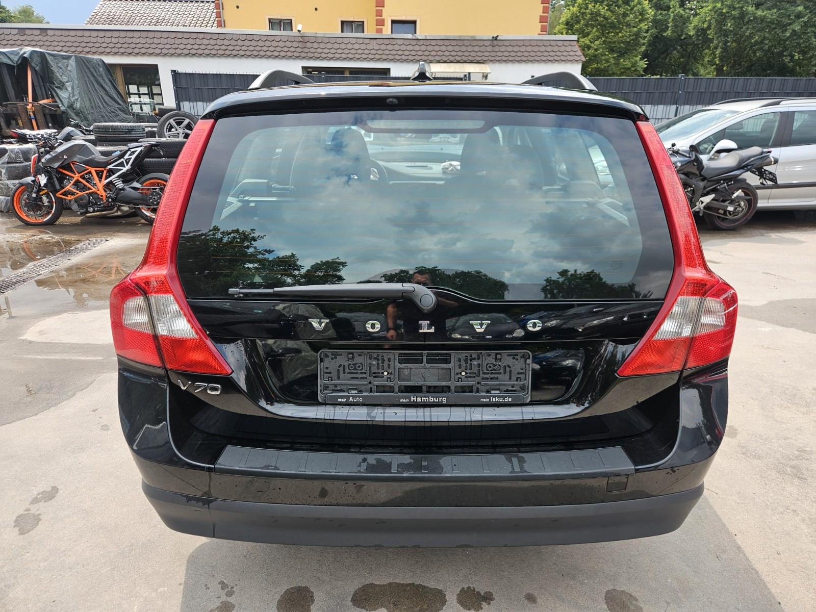 Volvo V70 2010 — engine 1.999 cm³, 145 HP (107kW)