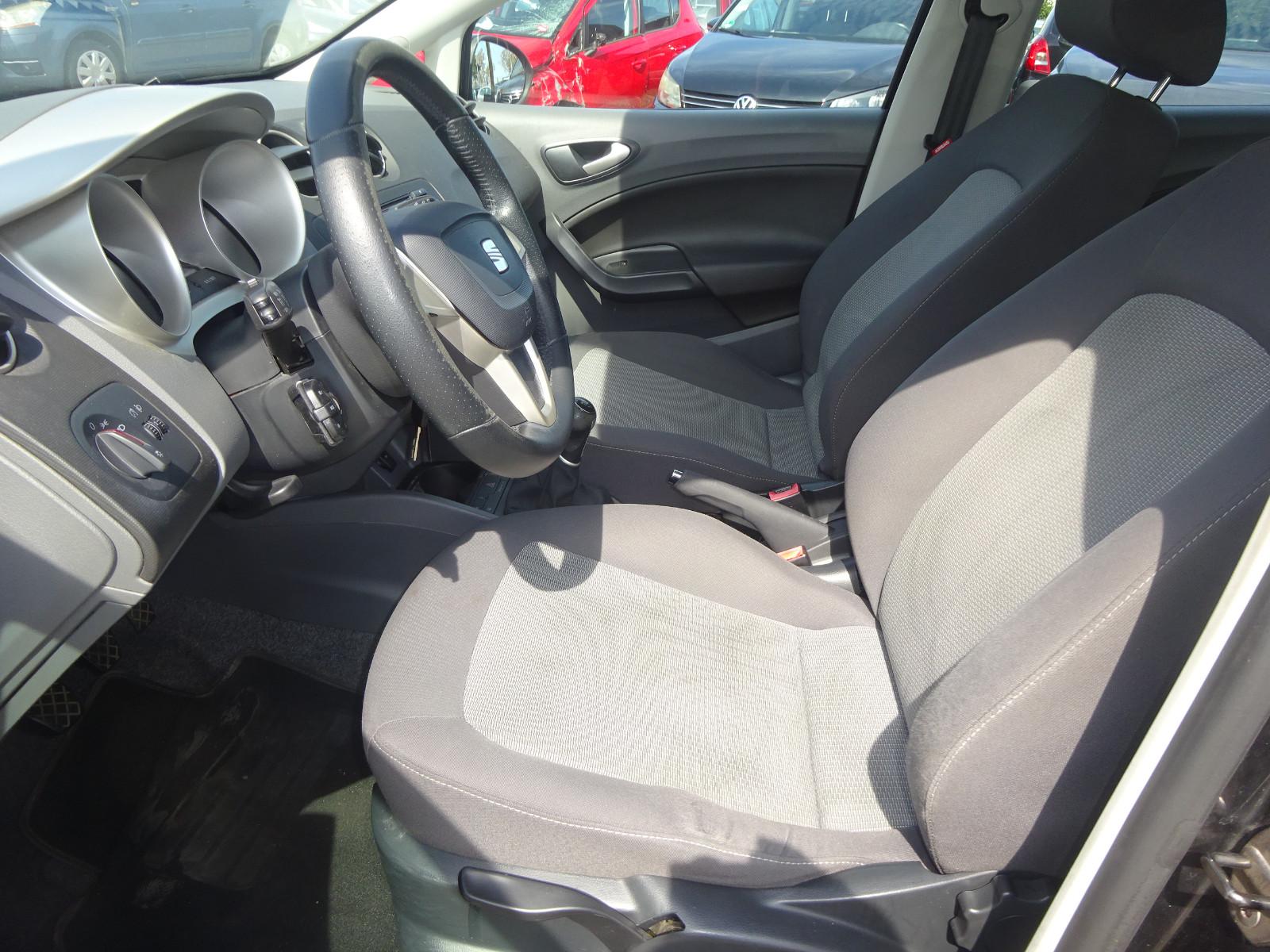 Seat Ibiza 2011 — photo 7
