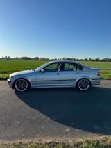 BMW E46 330i 5-Gang Handschalter | Saisonfahrzeug - BMW 330 Limousine E46 330i mit Benzin-Antrieb