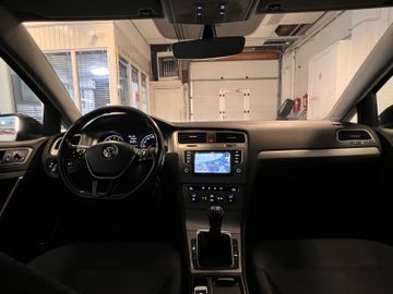 Volkswagen Golf - 3